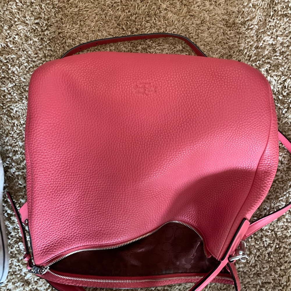 Coach pink leather shirt or long strap bag - Picture 5 of 5